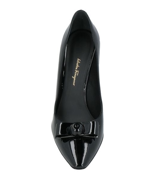 Ferragamo Black Pumps