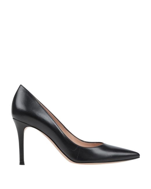 Gianvito Rossi Black Pumps