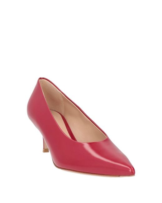 Gianvito Rossi Red Pumps
