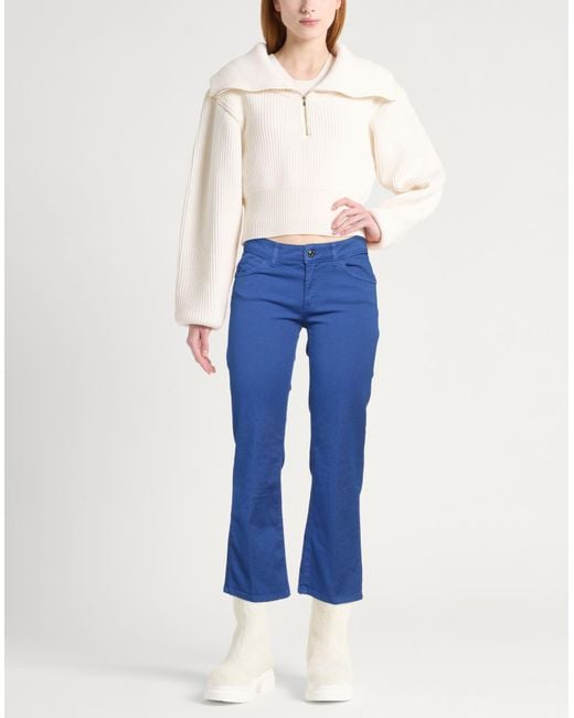 Caractere Blue Jeans