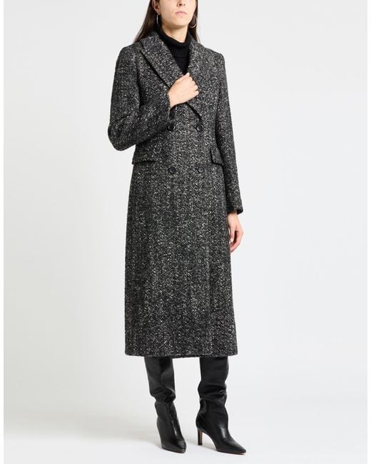 Caractere Gray Coat