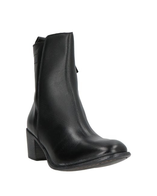 Moma Black Ankle Boots