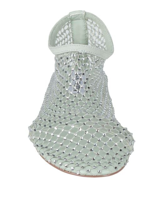 Steve Madden White Ballet Flats