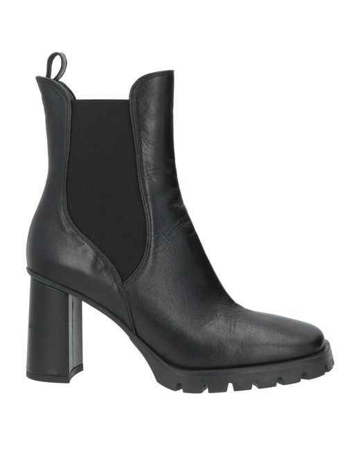 Lorenzo Mari Black Ankle Boots Leather