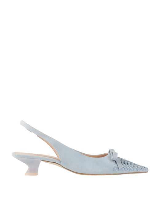 Zinda White Pumps