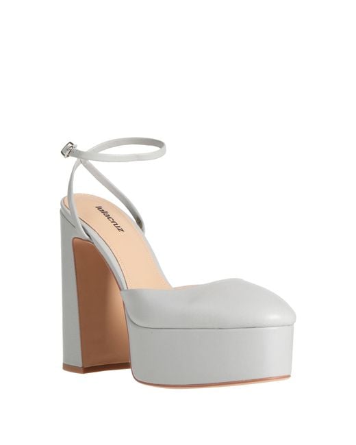 Lola Cruz White Pumps