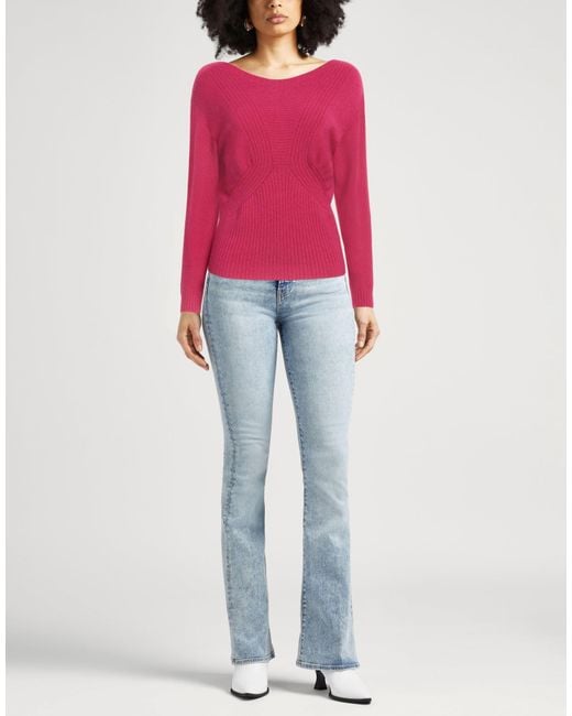 Caractere Pink Jumper