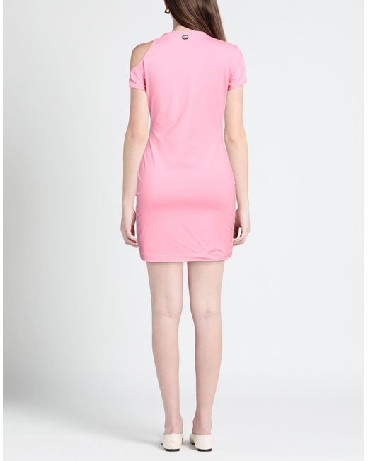 Robe courte Chiara Ferragni en coloris Pink