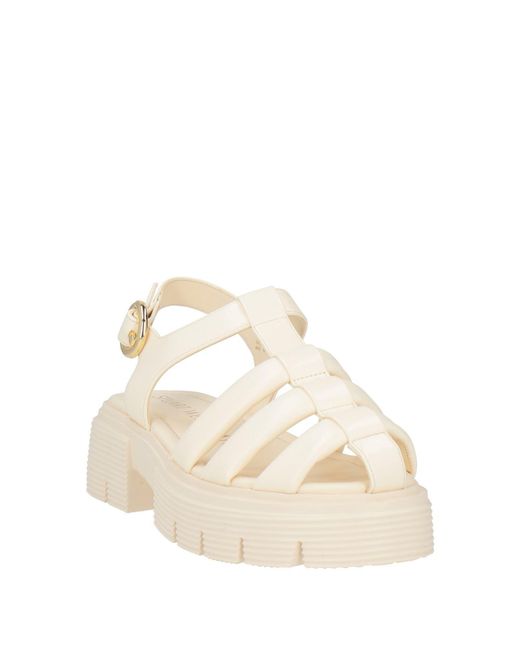 Stuart Weitzman Natural Sandale