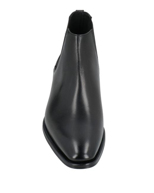 Doucal's Black Ankle Boots for men