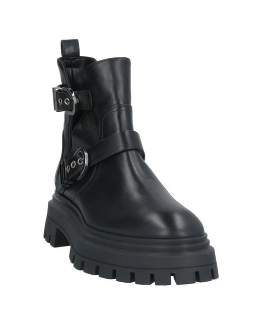 Stuart Weitzman Black Stiefelette