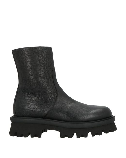 Bottines Ferragamo en coloris Black