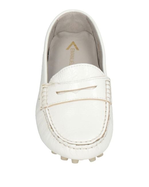 Emanuélle Vee White Loafer
