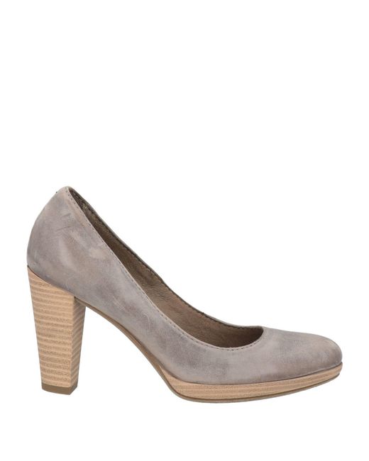 Manas White Pumps