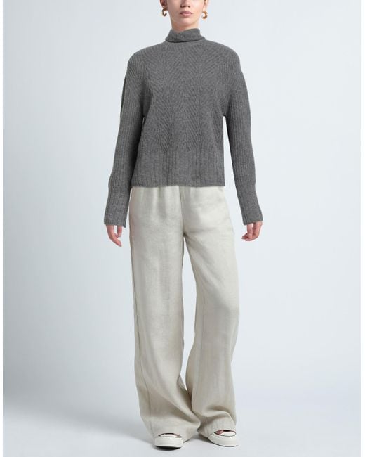 Aragona Gray Turtleneck