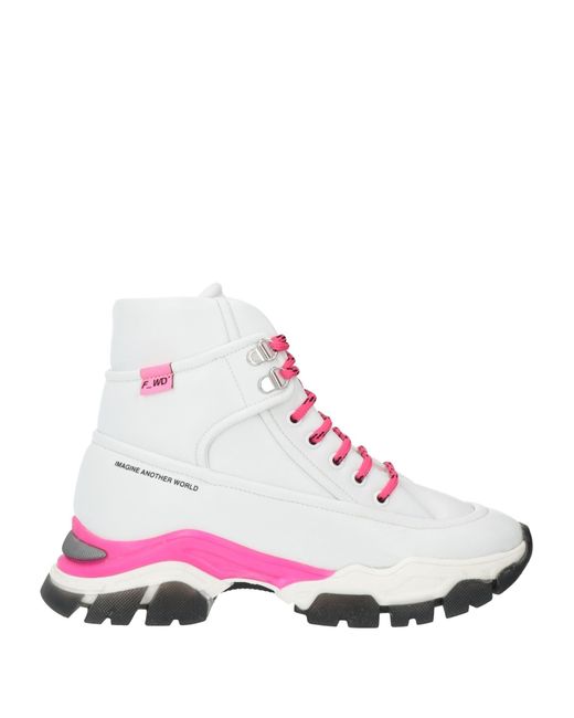 F_WD Pink Trainers