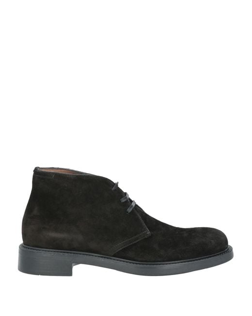 Triver Flight Black Ankle Boots for men