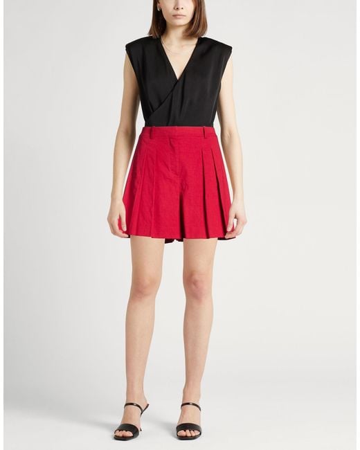 Theory Red Shorts & Bermuda Shorts Linen, Viscose, Elastane