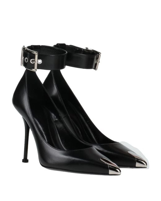 McQueen Black Pumps