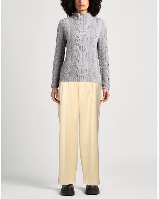 AMI Natural Trouser