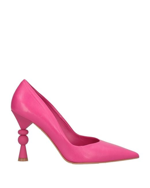 SARA SCHEKER Pink Pumps