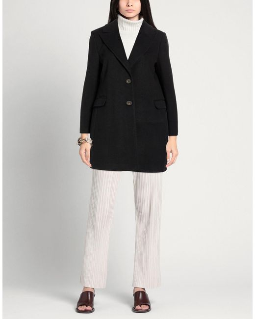 White Wise Black Coat