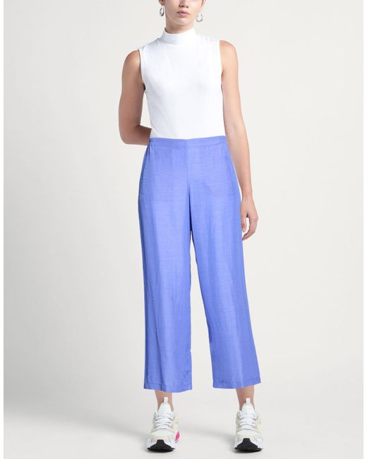 Niu Blue Pants