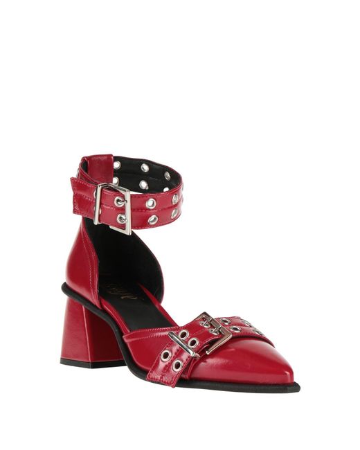 Ovyè Red Pumps Leather