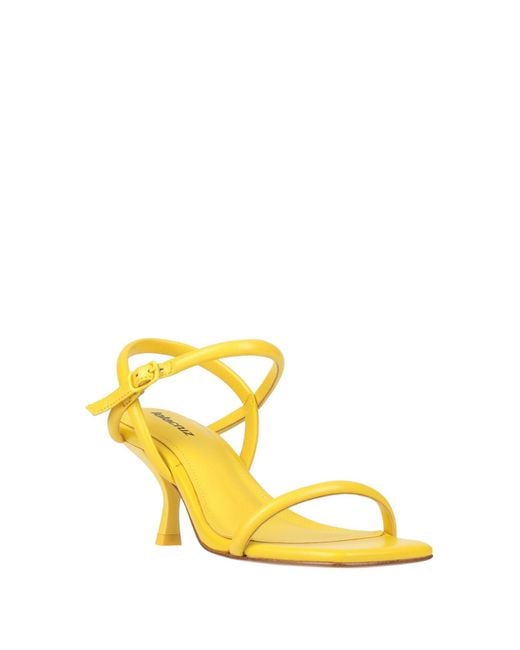 Lola Cruz Yellow Sandale