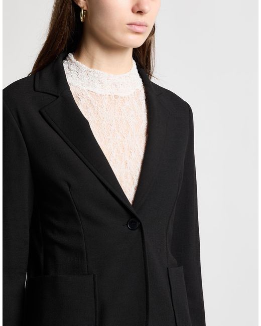 Jucca Black Suit