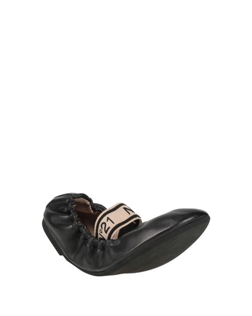 N°21 Black Ballet Flats