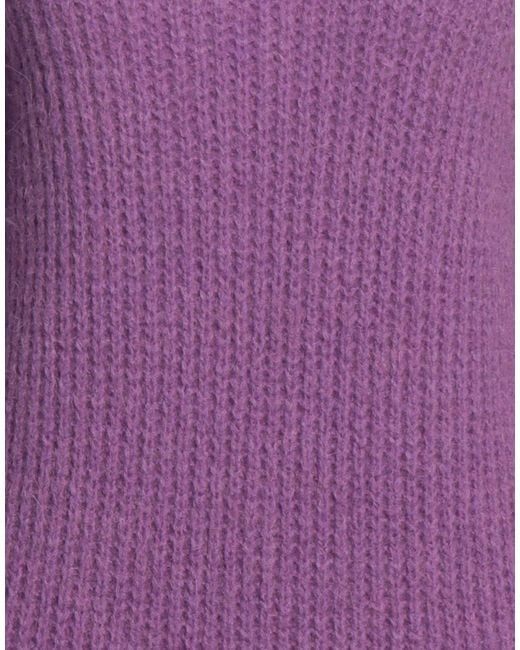 Caractere Purple Jumper