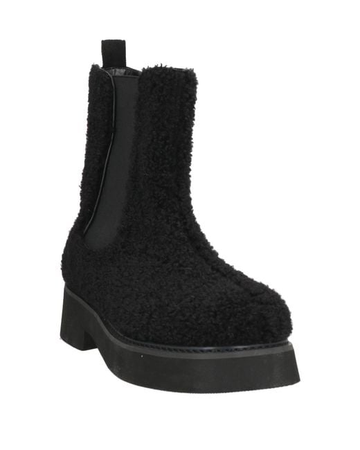 Tosca Blu Black Ankle Boots
