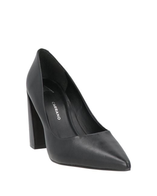Carrano Black Pumps