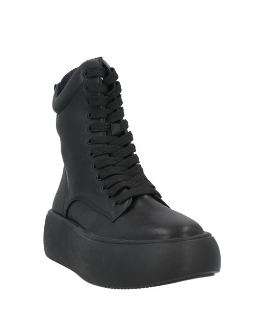 Fessura Black Ankle Boots