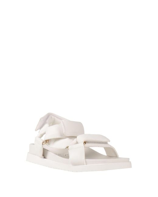Doucal's White Sandals