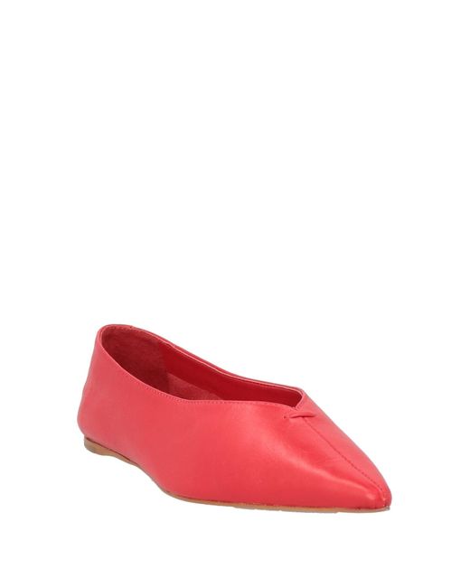 Carrano Red Ballet Flats