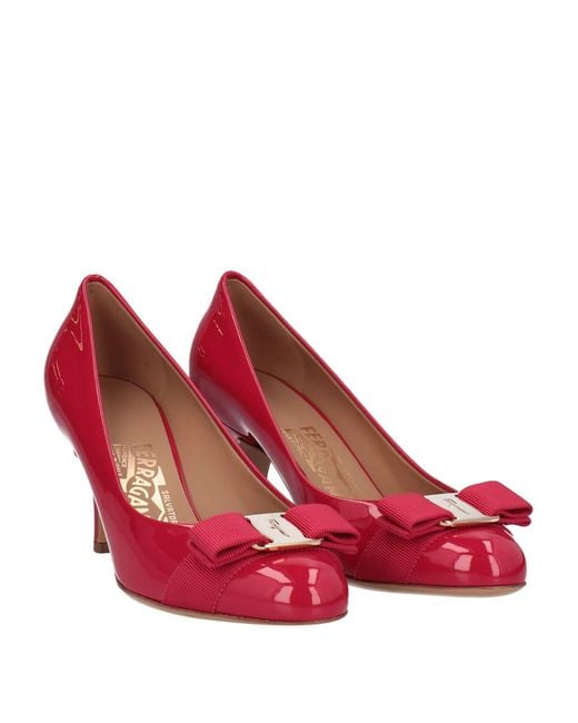 Ferragamo Pink Pumps