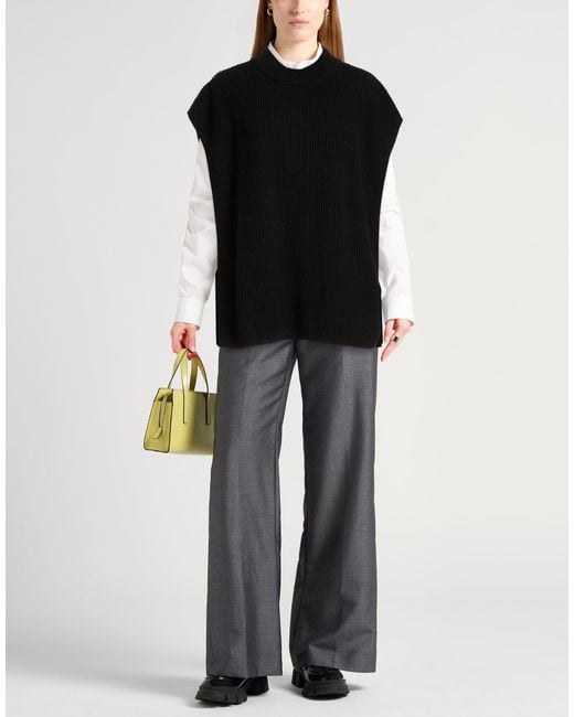 Inverni Black Cape Cashmere