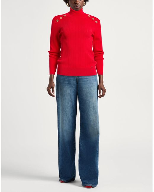 GAUDI Red Turtleneck