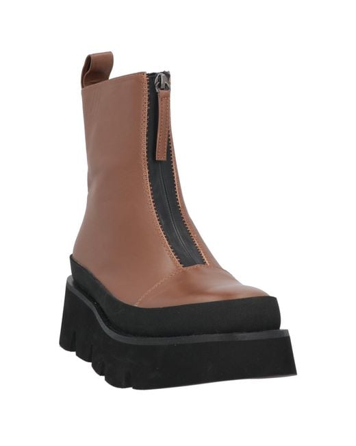 Emanuélle Vee Brown Ankle Boots Leather