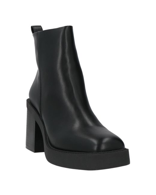 Gioseppo Black Ankle Boots