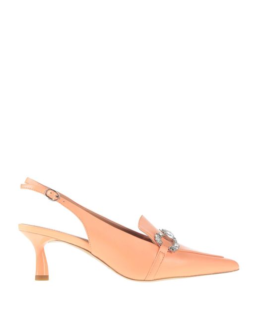 Emanuélle Vee Pink Pumps