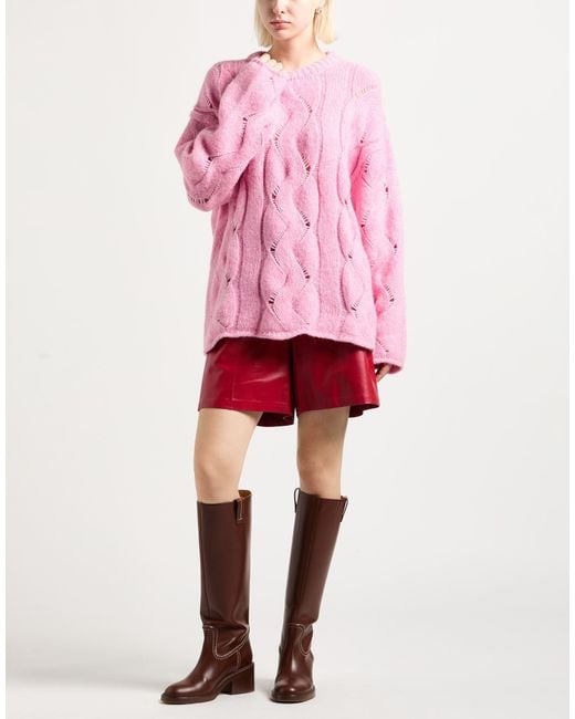 Low Classic Pink Pullover