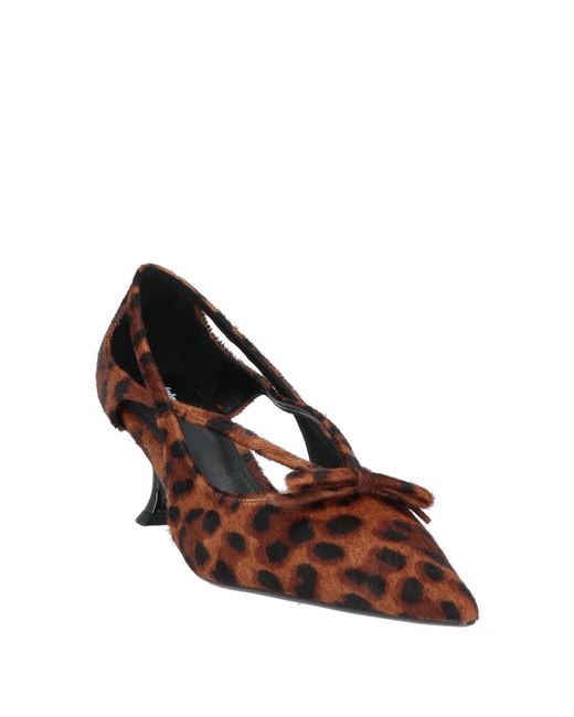 Lola Cruz Brown Pumps