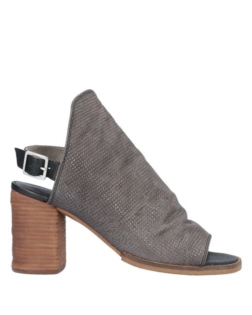 Fabbrica Dei Colli Gray Sandals