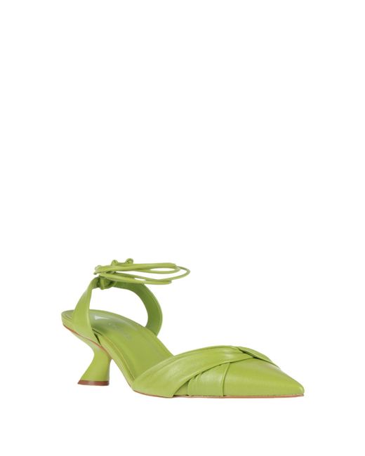 Carrano Green Pumps