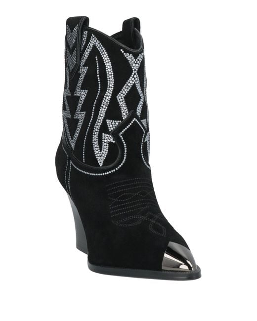 Lola Cruz Black Ankle Boots