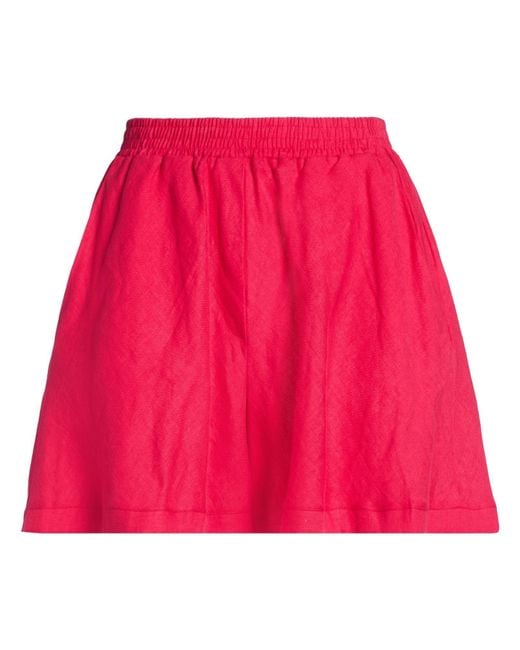 LAVI COUTURE Red Shorts & Bermuda Shorts