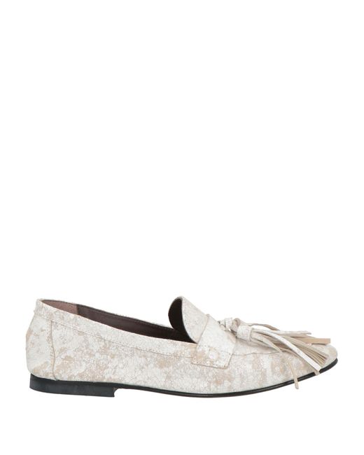 Collection Privée White Loafer